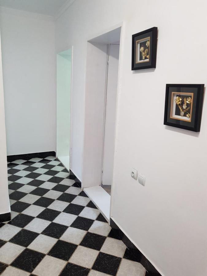 Hotel Къща За Гости Саня Kavarna Esterno foto