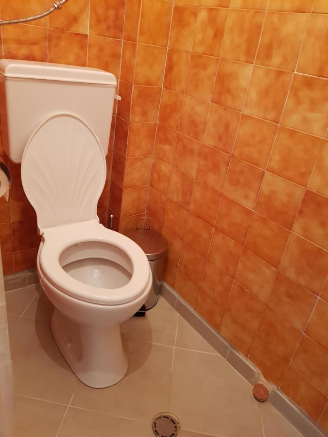 Hotel Къща За Гости Саня Kavarna Esterno foto