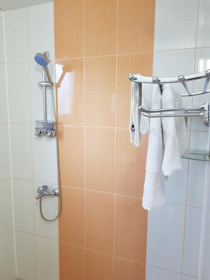 Hotel Къща За Гости Саня Kavarna Esterno foto