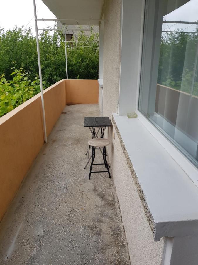 Hotel Къща За Гости Саня Kavarna Esterno foto